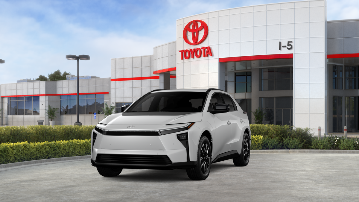 2026 Toyota bZ XLE