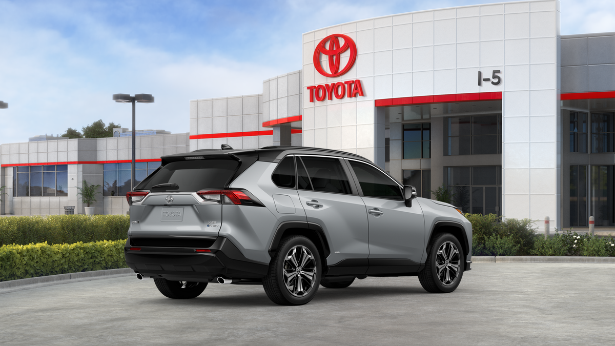2025 Toyota RAV4 Plug-in Hybrid XSE
