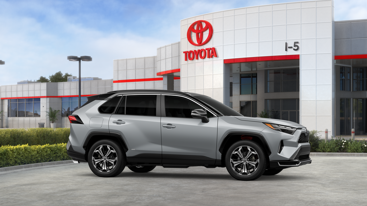 2025 Toyota RAV4 Plug-in Hybrid XSE