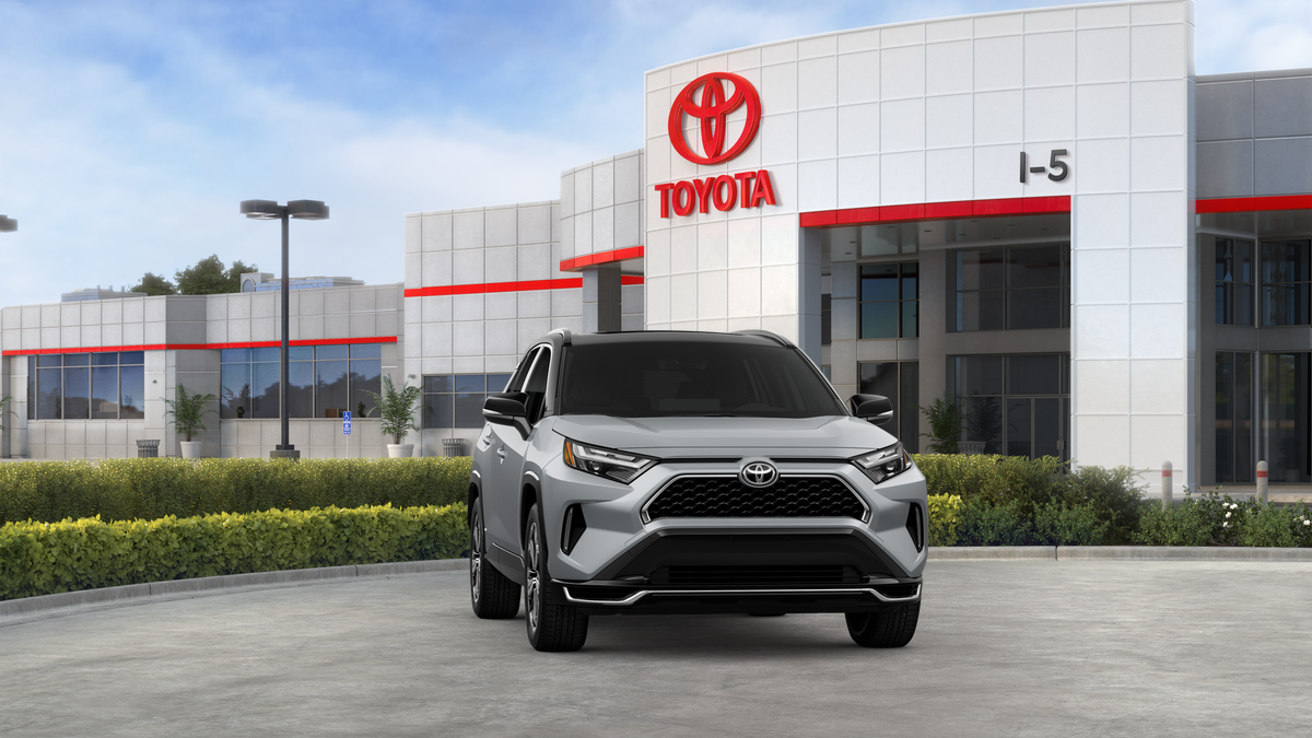 2025 Toyota RAV4 Plug-in Hybrid XSE