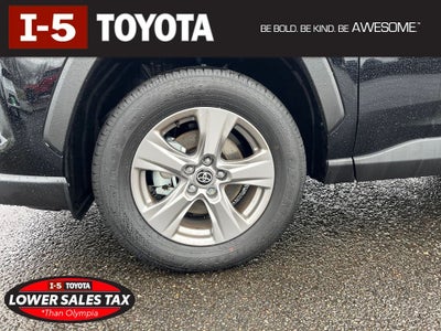 2025 Toyota RAV4 XLE