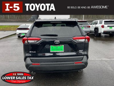 2025 Toyota RAV4 XLE