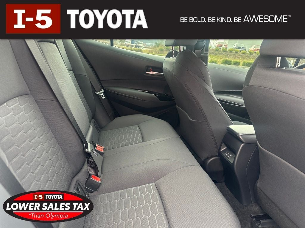 2026 Toyota Corolla Hatchback SE