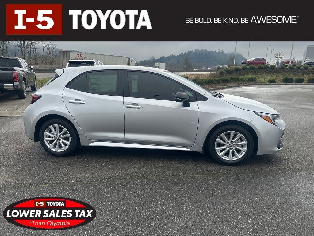 2026 Toyota Corolla Hatchback SE