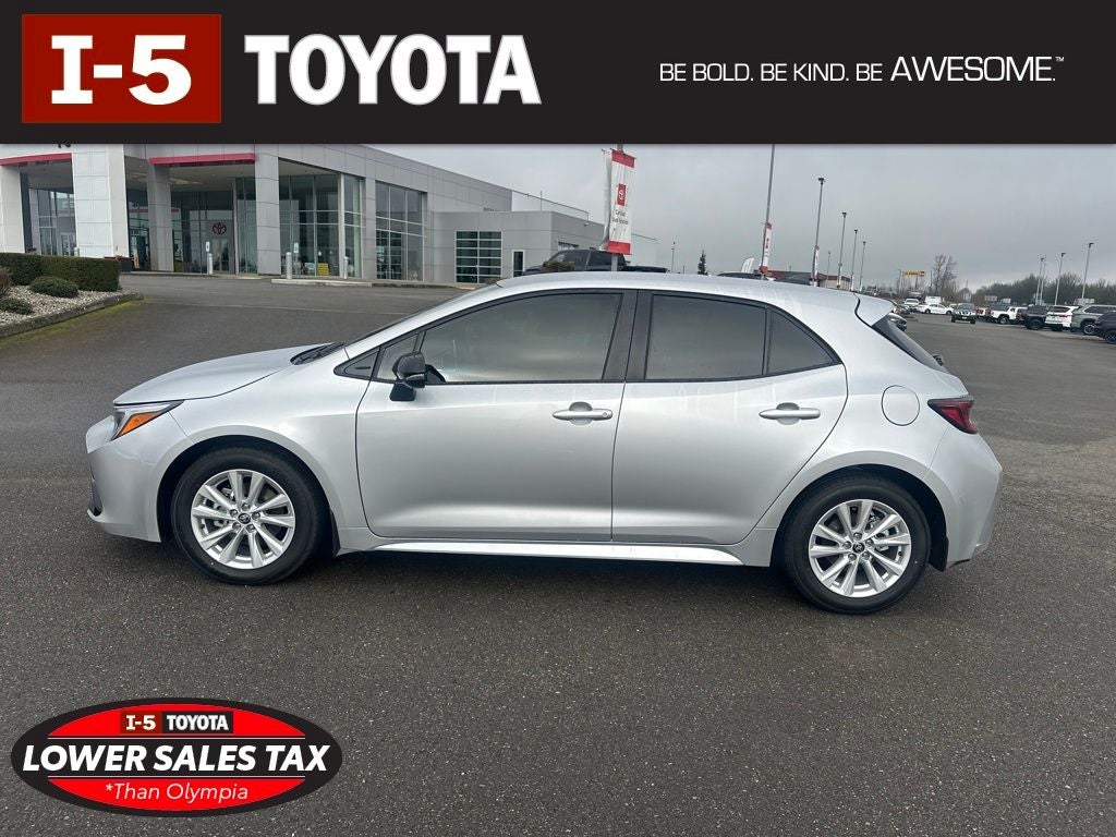 2026 Toyota Corolla Hatchback SE