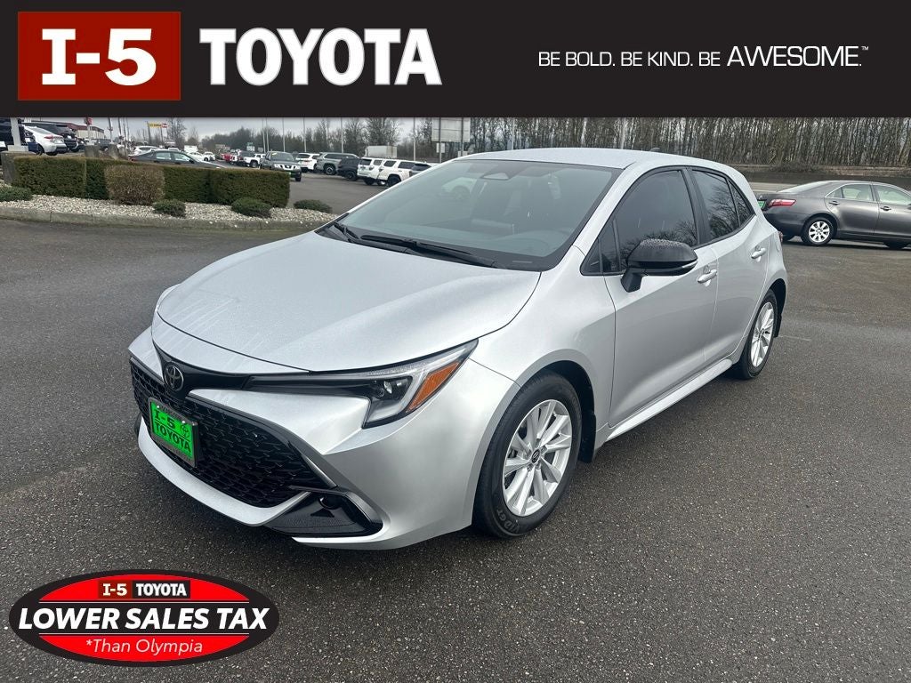 2026 Toyota Corolla Hatchback SE