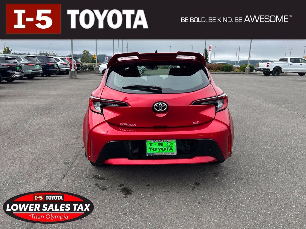 2027 Toyota Corolla Hatchback SE